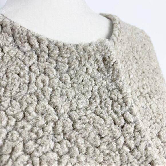 Zara Fleece Sheep Faux Fur Cropped Coat Size XS - Picture 5 of 13